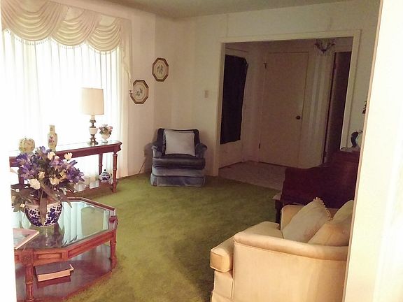 4th image of 11 Dreyer Pl