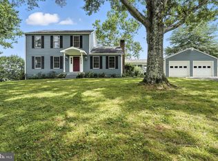 8363 Old Waterloo Rd, Warrenton, VA 20186