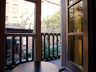 Rented by Living New York