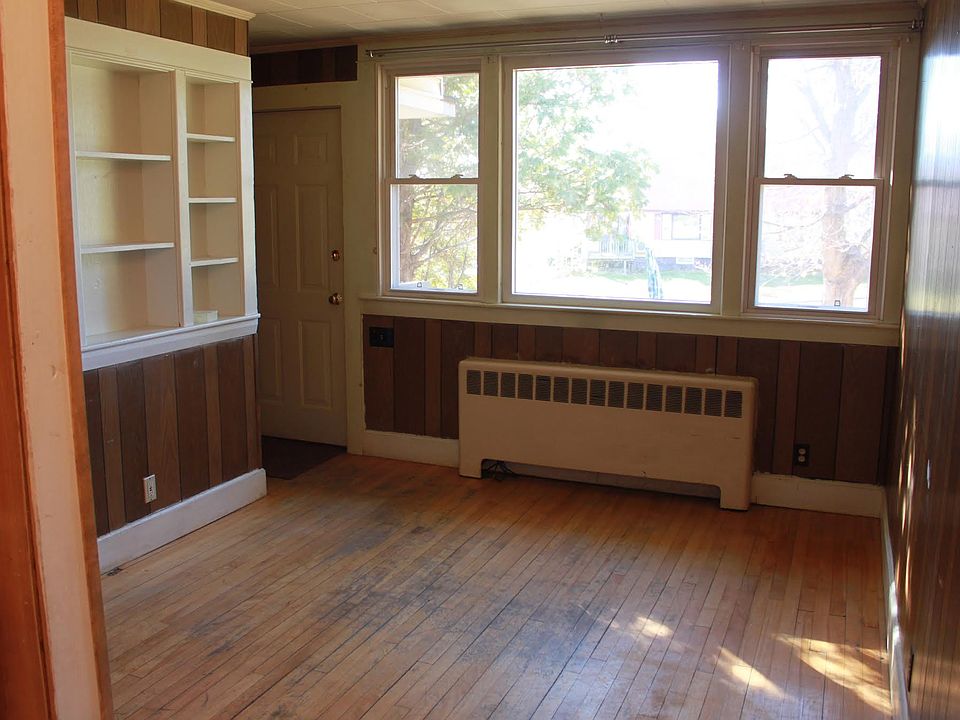 Building Photo 4