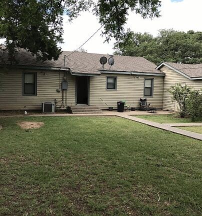 2nd image of 3012 23rd St