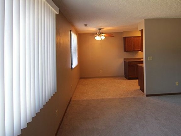 2nd image of 870 Boston Way APT 4