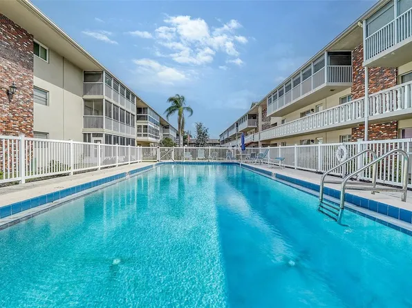 3751 S School Ave, Sarasota, FL