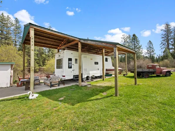 972 Lenora Dr, Usk, WA 99180