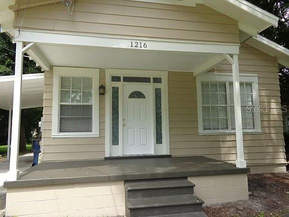 2nd image of 1216 E Ida St