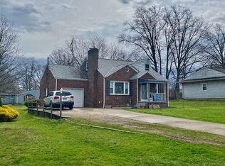 976 Jefferson Ave, Salem, OH 44460