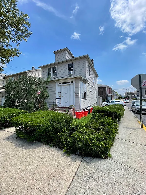 188 Palisade Avenue REAR