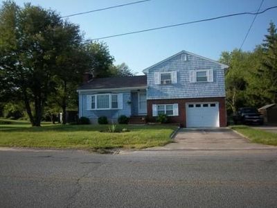 268 Old Bedford Rd, Westport, MA, 02790