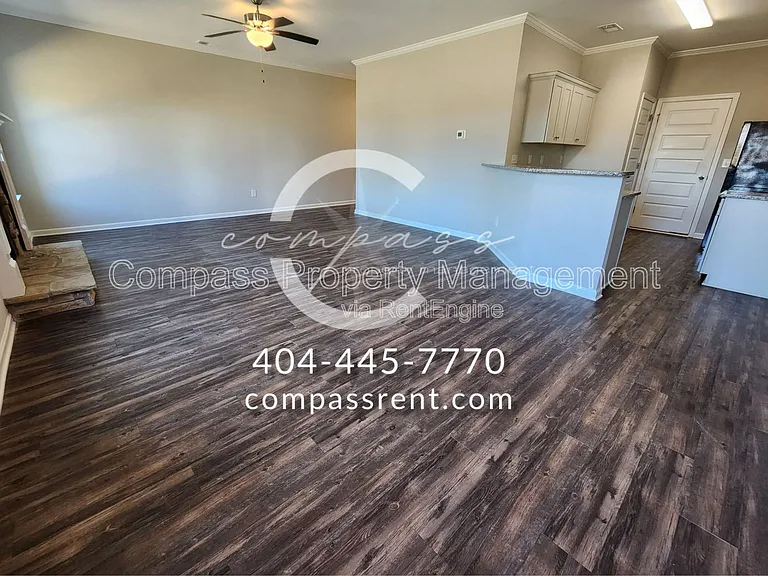 105 Squarewood Ln — Photo 7