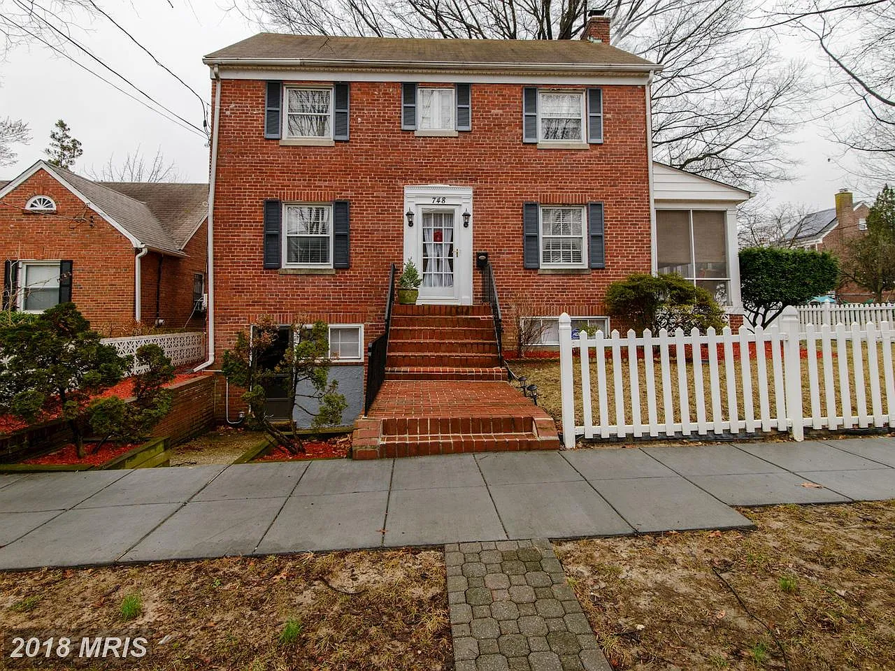 748 Van Buren St NW photo 1