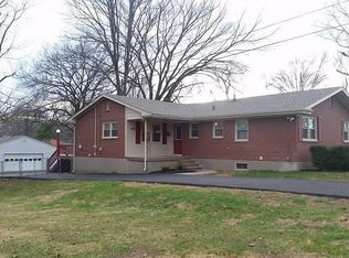 4402 Lowe Rd, Louisville, KY 40220