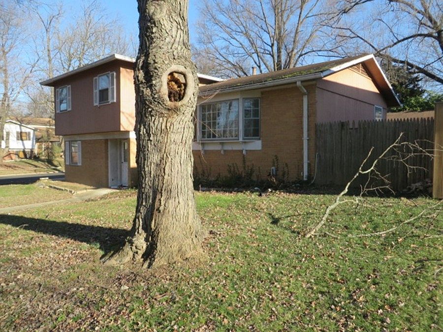 2nd image of 4119 Conger St