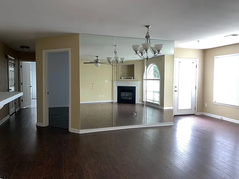 4702D Pennoak Rd — Photo 9