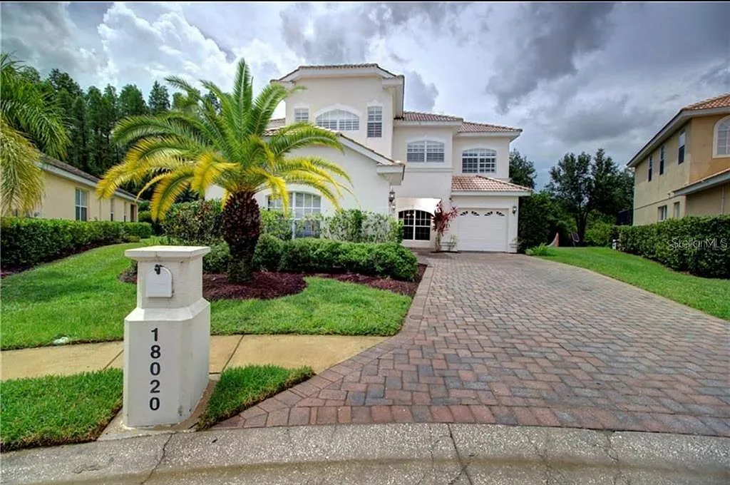5 bed, 4.0 bath, 3135 sqft, $4,750 — Photo 2