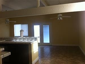 3rd image of 6236 Lawton Ave
