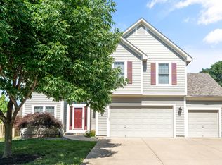 15312 S Hallet St, Olathe, KS 66062
