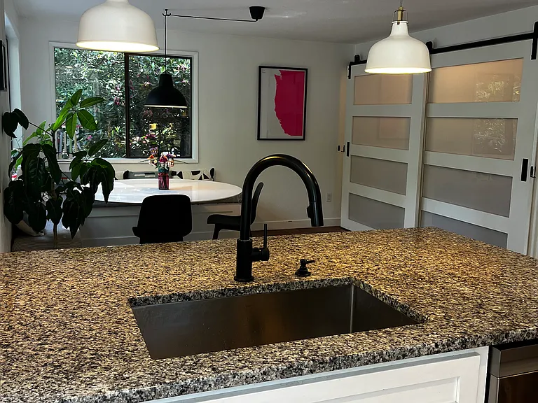 10065 NW Ash St — Photo 38
