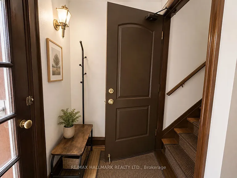 338 Vaughan Rd #3 — Photo 1