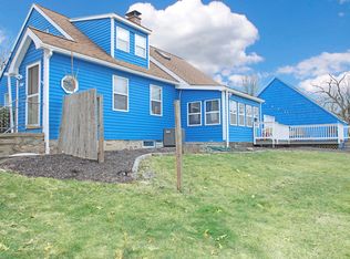 264 Shelton Rd, Trumbull, CT 06611