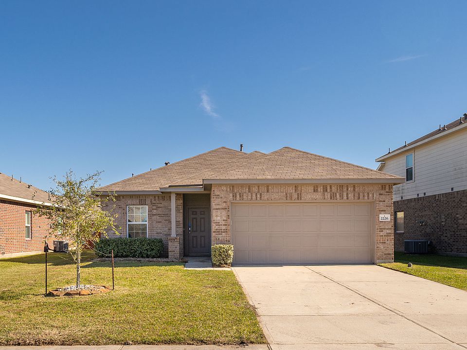 1st image of 2226 Ruby Dr