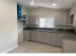 8415 S San Pedro St, Los Angeles, CA 90003