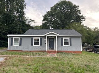 2615 Ashley Rd, Charlotte, NC 28208