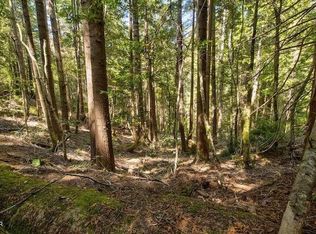 33170 Frog Pond Rd, Little River, CA 95456