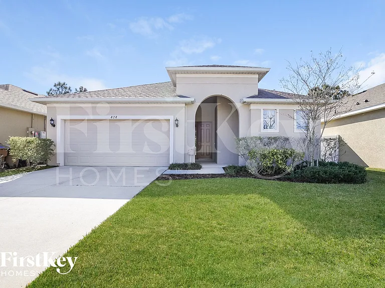 878 Marisa Ln — Photo 1