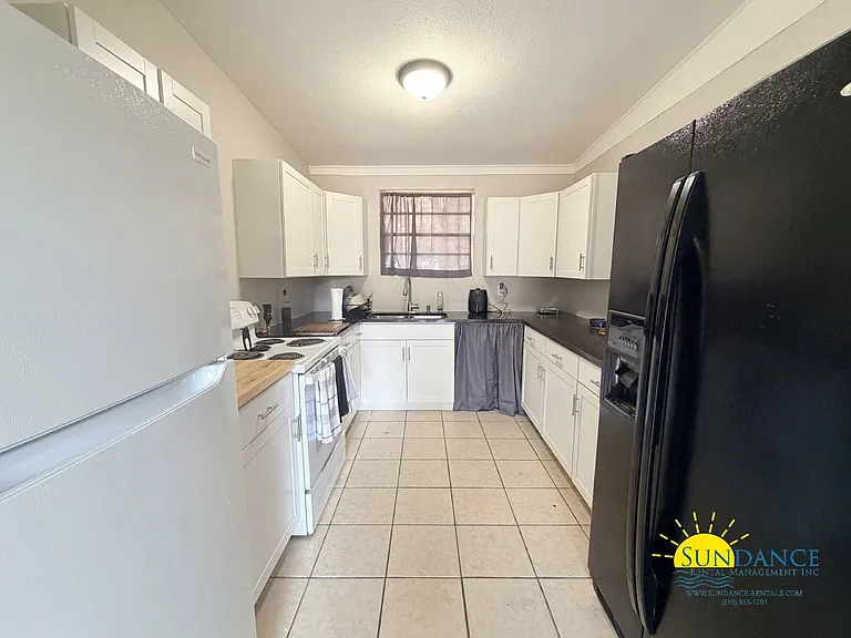 650 Blakely Ave — Photo 4