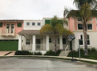 210 Alexander Ct, Encinitas, CA 92024