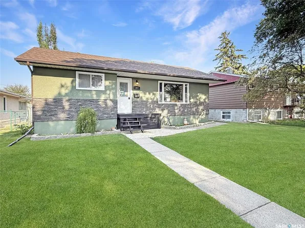 347 3rd AVENUE SE, Swift Current, SK S9H 3K6