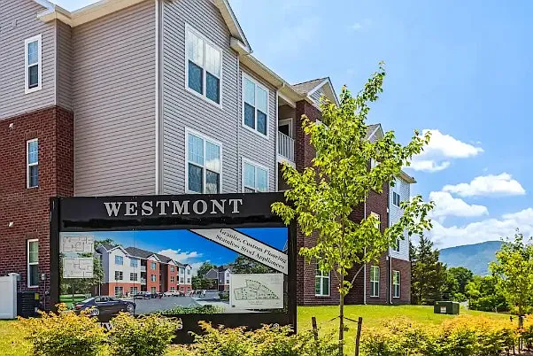 Westmont Apartments — Photo 3