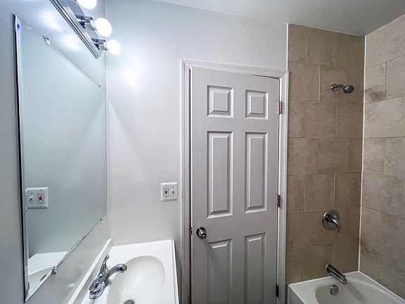 One full bathroom with shower/bathtub