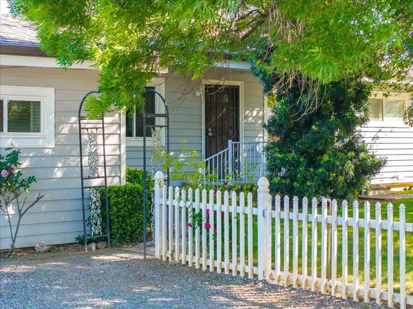 19365 Hill St, Anderson, CA 96007