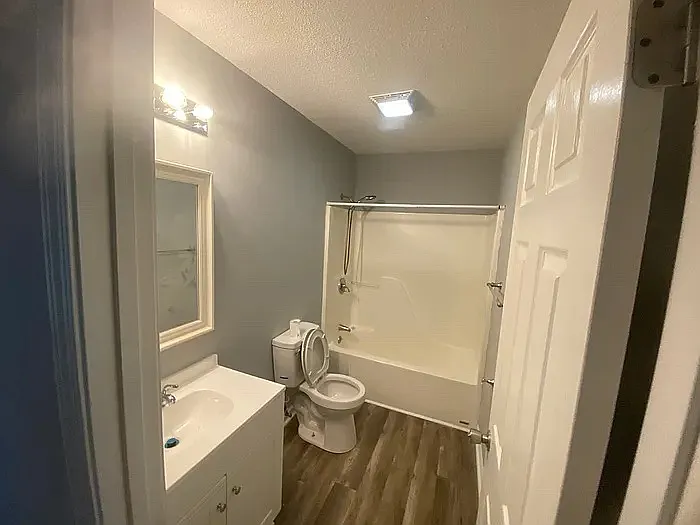 2 bed, 900 sqft, $1,250 — Photo 1