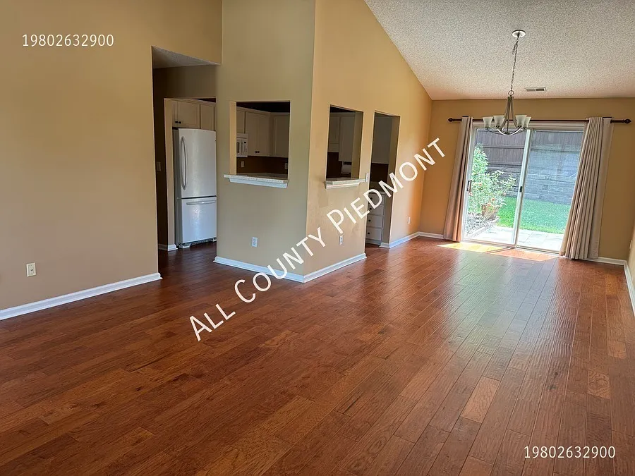 14207 Greenstone Ct — Photo 2