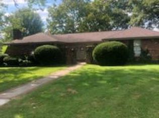 164 Peachtree Dr, Versailles, KY 40383