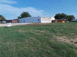 6612 Midway Rd, Springtown, TX 76082
