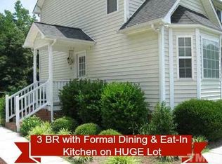 453 Wyndfall Ln, Clayton, NC 27527