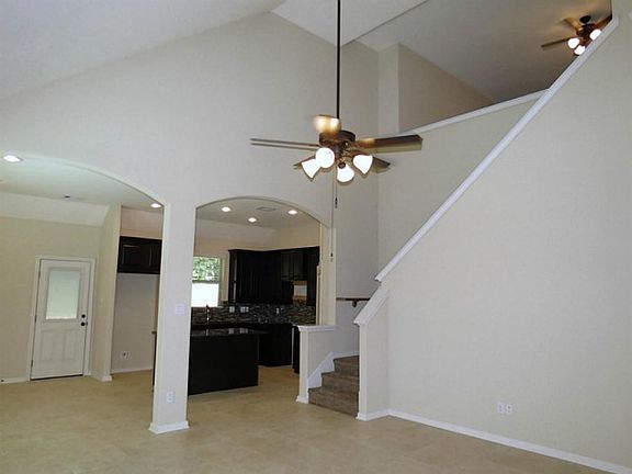 5th image of 6703 Hunters Creek Ln