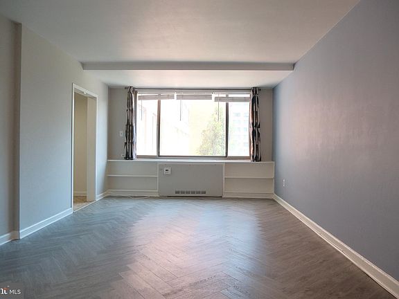 5th image of 1111 Arlington Blvd APT 501