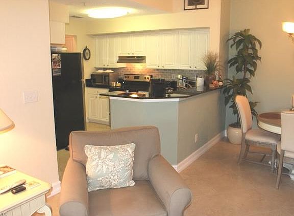 4th image of 8225 Ibis Club Dr APT 206