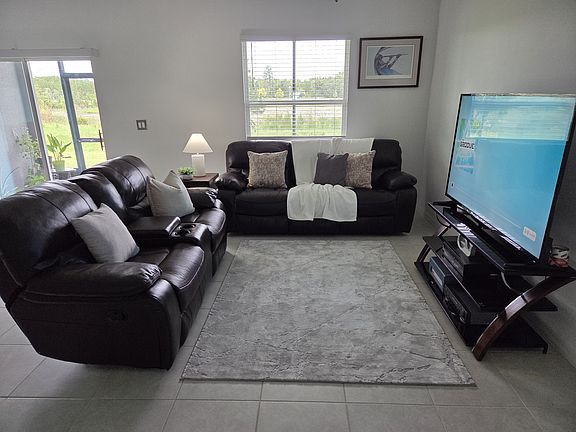 2nd image of 8977 Gallantree Pl #8977
