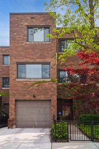 607 W Willow St, Chicago, IL, 60614