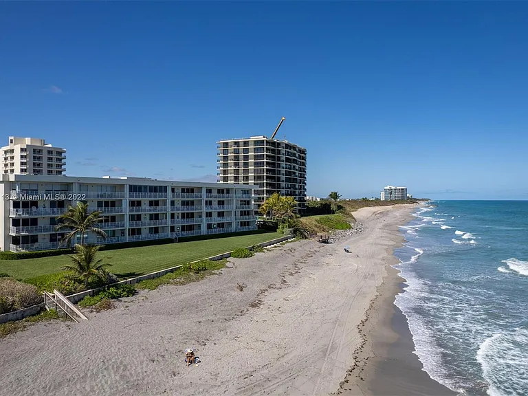 350 S Beach Rd #205 — Photo 3
