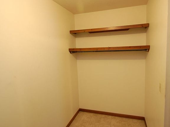 5th image of 1825 Manor Haus Ct APT 1