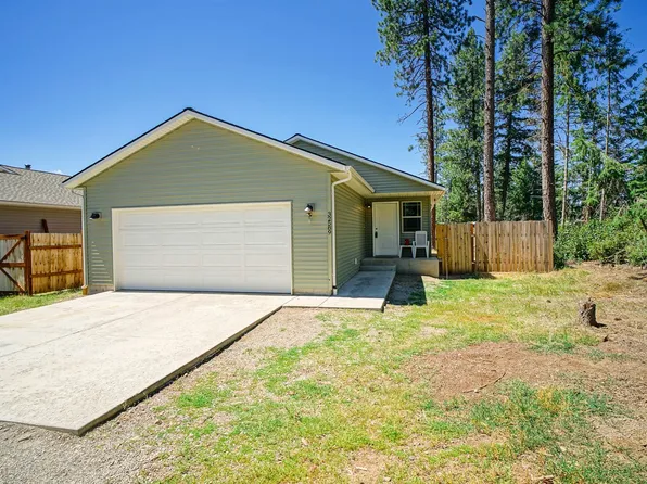 32589 N 6th Ave, Spirit Lake, ID 83869