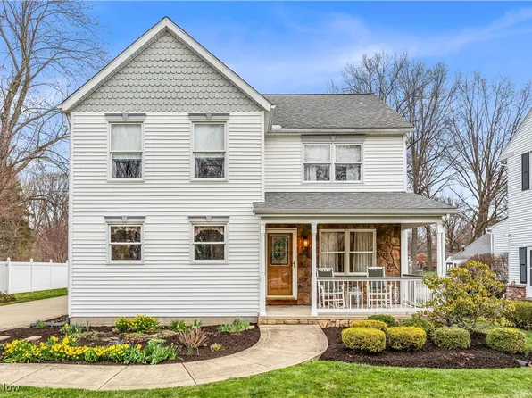8527 Forestview Ave, Mentor, OH 44060