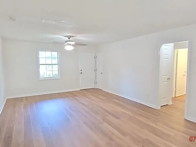 120 Marians Way — Photo 2