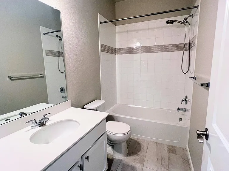 14722 E Belleview Ave — Photo 18
